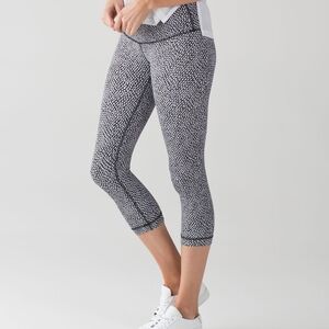 ✨ Lululemon Wunder Under Crop III Leggings